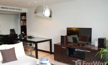 For rent 2 bedrooms condo in Sathon, Bangkok