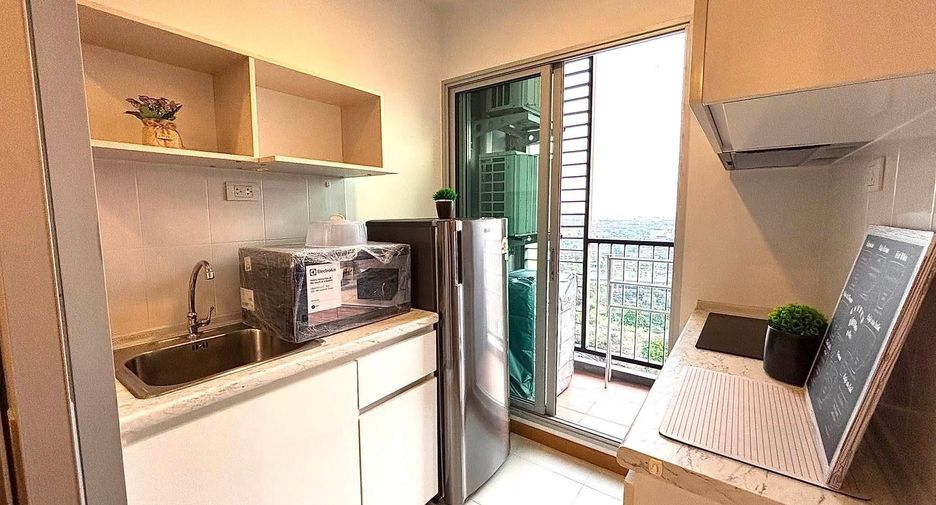 Wohnung zur Miete mit 1 Zimmer in Bang Khae, Bangkok