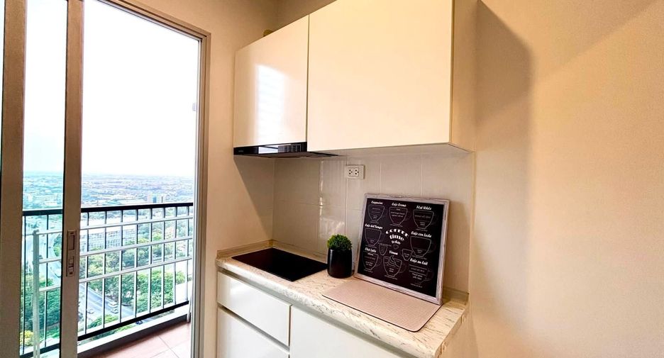 Wohnung zur Miete mit 1 Zimmer in Bang Khae, Bangkok