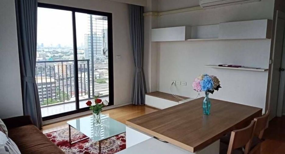For rent 1 bed condo in Watthana, Bangkok