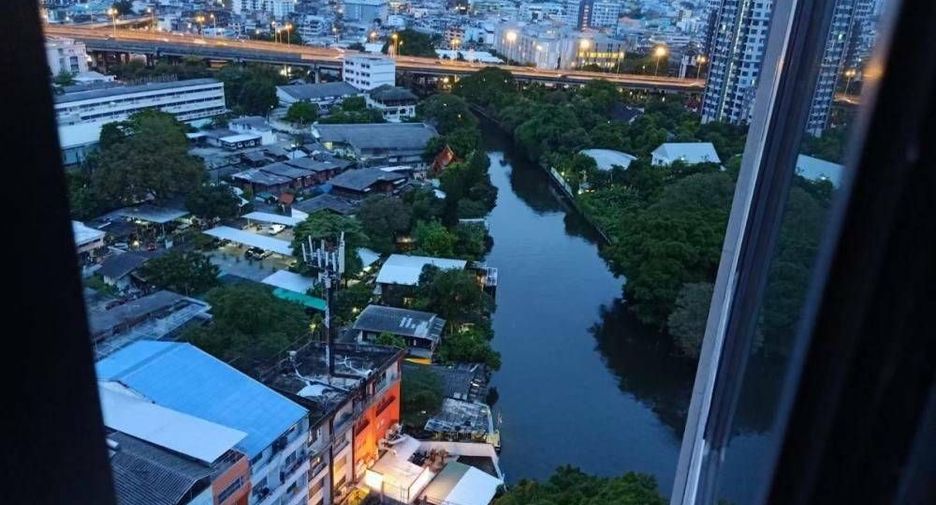 For rent 1 bed condo in Watthana, Bangkok