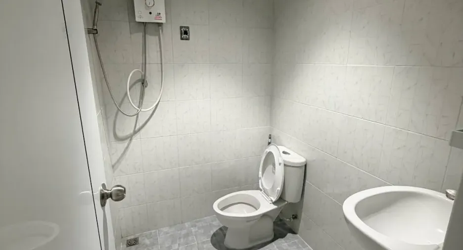 For rent 3 ベッドルーム townhouse in Phra Khanong, Bangkok