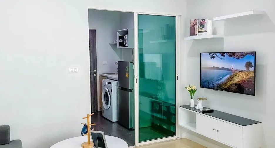 À louer 1 chambre condo à Thon Buri, Bangkok