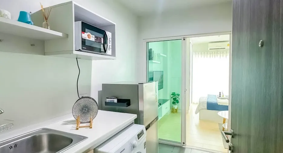 À louer 1 chambre condo à Thon Buri, Bangkok