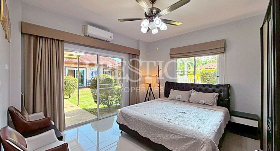 Casa en alquiler de 6 habitaciones en Bang Lamung, Chonburi