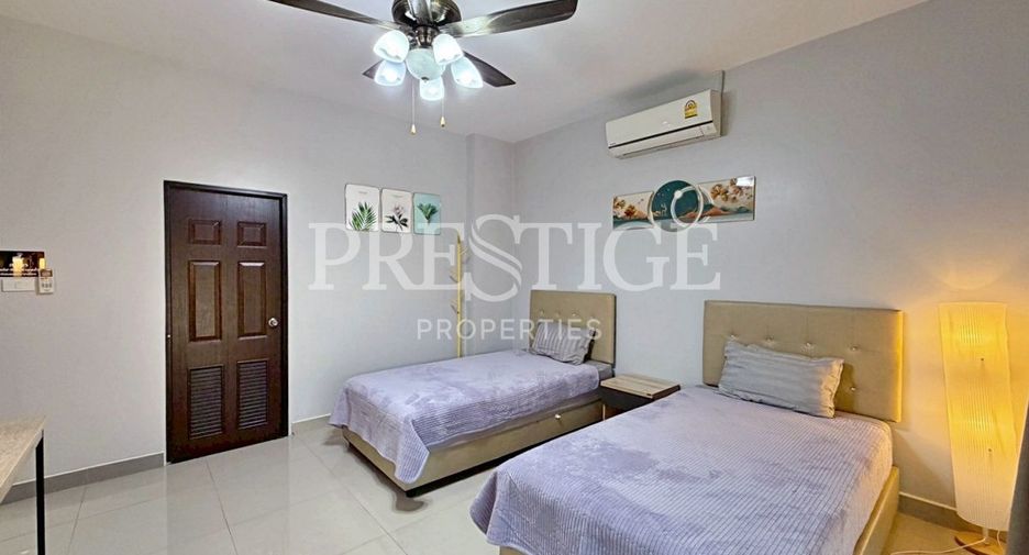 Casa en alquiler de 6 habitaciones en Bang Lamung, Chonburi