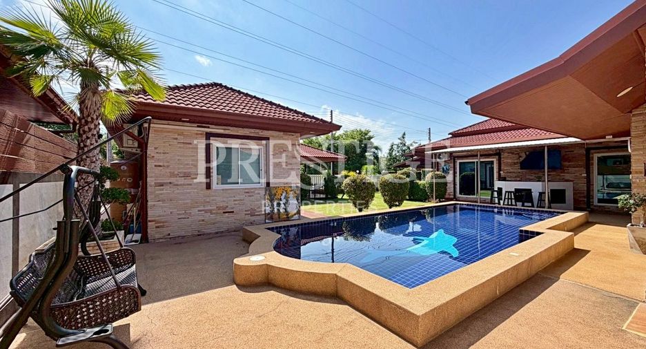 Casa en alquiler de 6 habitaciones en Bang Lamung, Chonburi