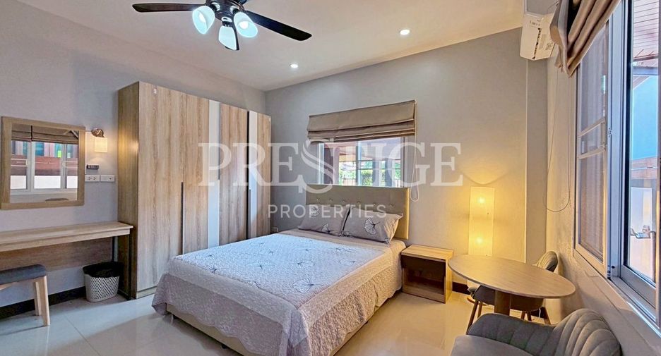 Casa en alquiler de 6 habitaciones en Bang Lamung, Chonburi