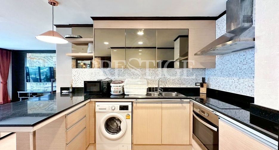 For rent 2 bedrooms condo in Bang Lamung, Chonburi