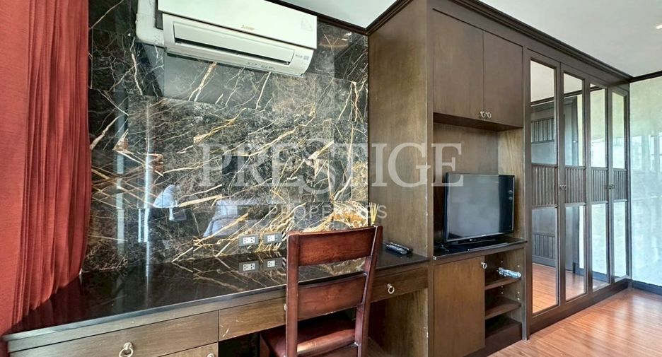 For rent 2 bedrooms condo in Bang Lamung, Chonburi