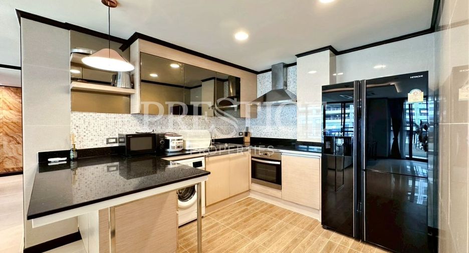 For rent 2 bedrooms condo in Bang Lamung, Chonburi