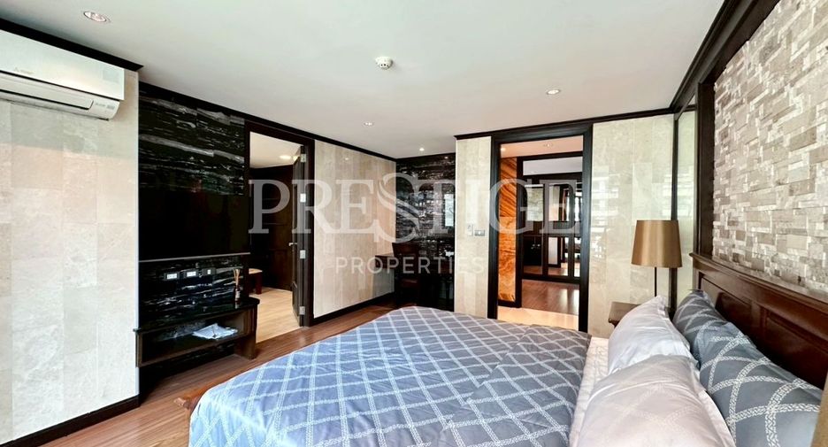 For rent 2 bedrooms condo in Bang Lamung, Chonburi
