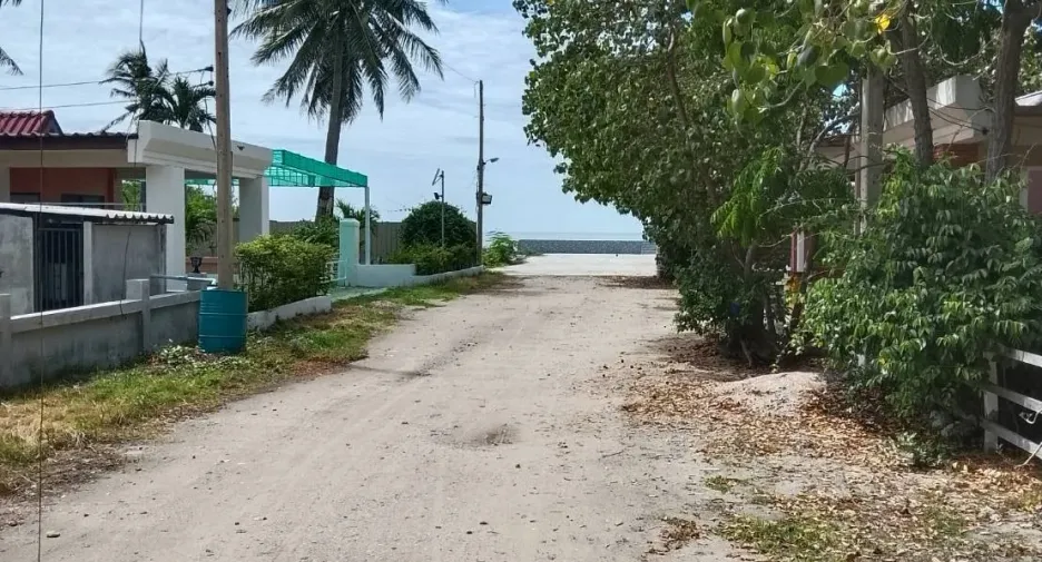For sale 3 ベッドルーム house in Ban Laem, Phetchaburi