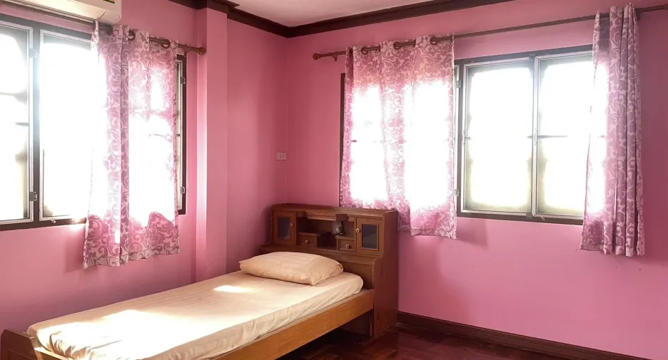 For sale 3 ベッドルーム house in Ban Laem, Phetchaburi