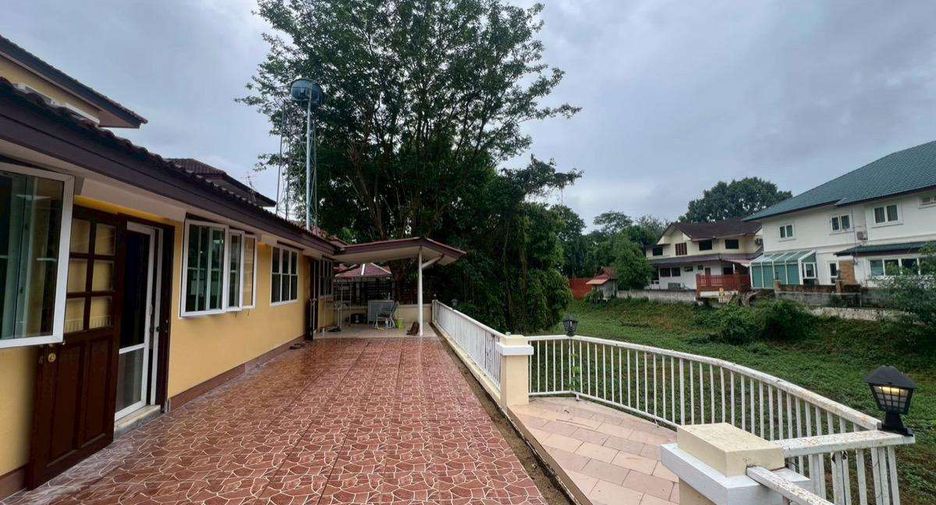 Casa en alquiler de 4 habitaciones en Mae Rim, Chiang Mai