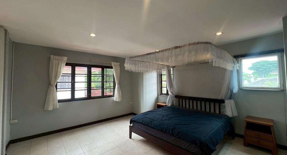 Casa en alquiler de 4 habitaciones en Mae Rim, Chiang Mai