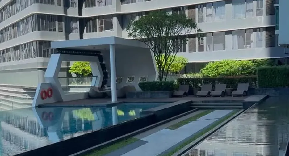 For sale 1 bed condo in Watthana, Bangkok