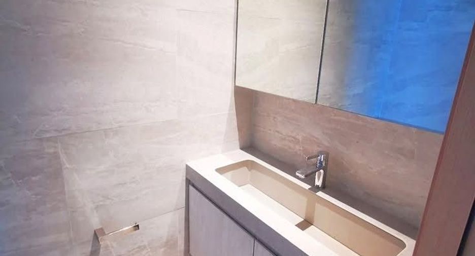 For rent 2 bedrooms condo in Sathon, Bangkok
