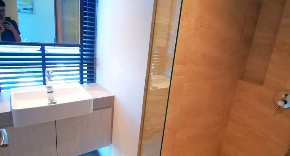 For rent 2 bedrooms condo in Sathon, Bangkok
