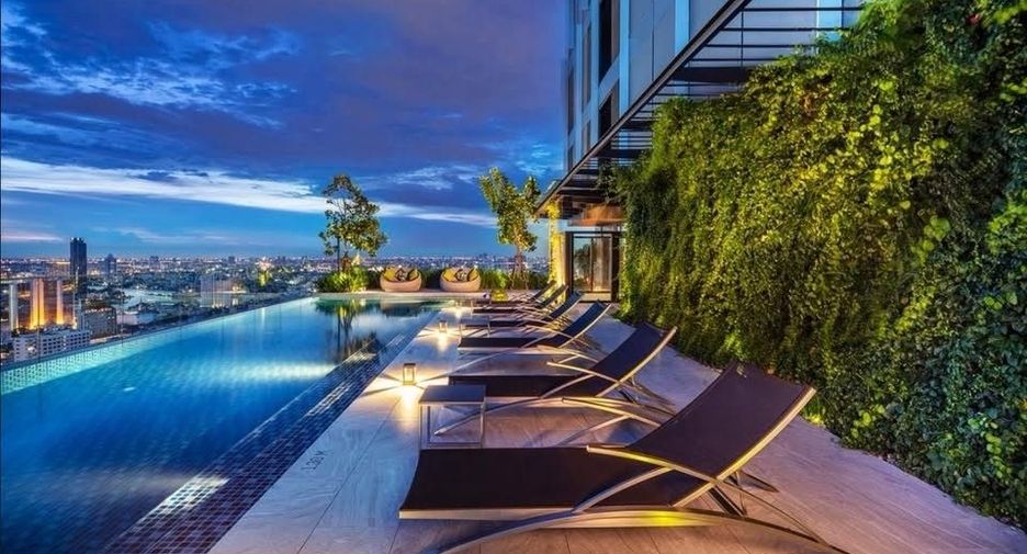 For rent 2 bedrooms condo in Sathon, Bangkok