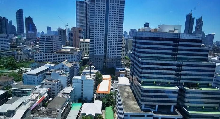 For rent 2 bedrooms condo in Sathon, Bangkok