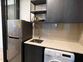 Wohnung zur Miete mit 1 Zimmer in Huai Khwang, Bangkok