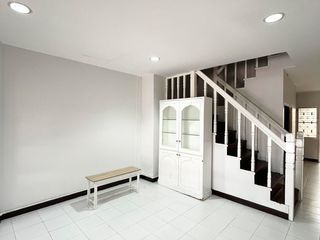For rent 4 bedrooms townhouse in Bang Khen, Bangkok