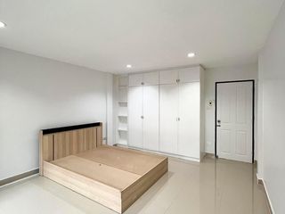 For rent 4 bedrooms townhouse in Bang Khen, Bangkok