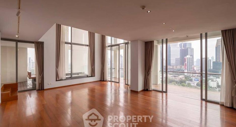 À vendre 3 chambres condo à Sathon, Bangkok