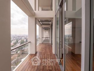 Продажа 3 спальни кондо в Сатхон, Бангкок