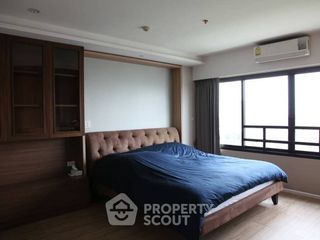 For rent 2 bedrooms condo in Bang Phlat, Bangkok