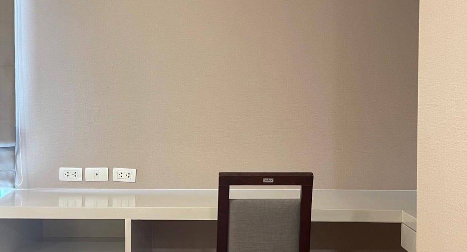 For rent 2 ベッドルーム condo in Phaya Thai, Bangkok