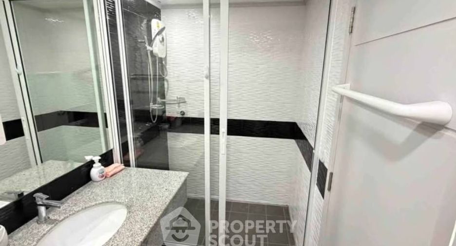 For rent 1 bed condo in Bang Lamung, Chonburi