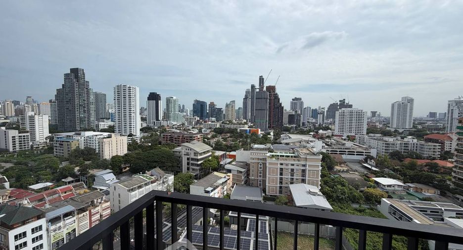 À louer 1 chambre condo à Watthana, Bangkok