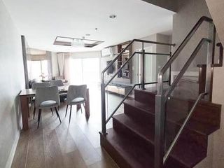 For rent 3 bedrooms condo in Huai Khwang, Bangkok