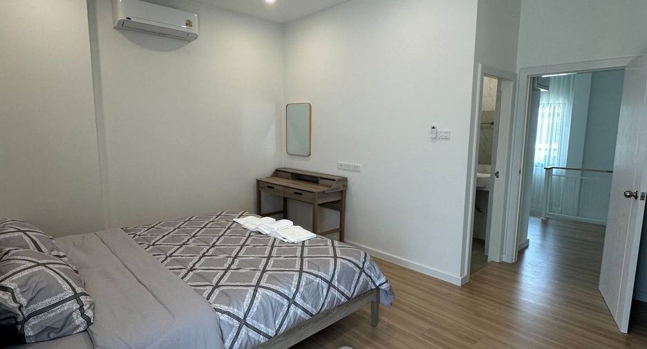 For rent 3 bedrooms house in Bang Lamung, Chonburi