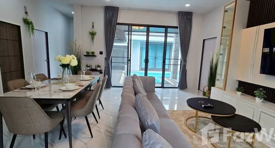 For rent 4 bedrooms villa in Bang Lamung, Chonburi