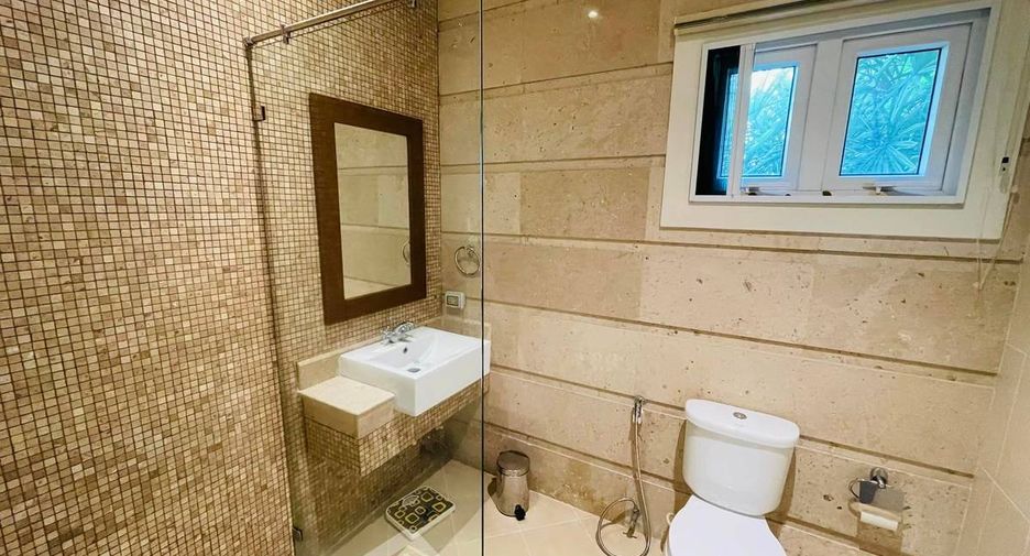 For rent 3 bedrooms house in Jomtien, Pattaya