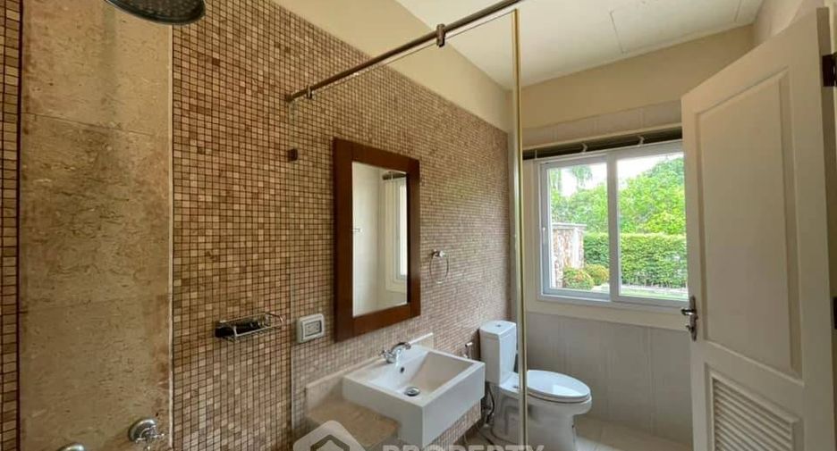 For rent 3 bedrooms house in Bang Lamung, Chonburi