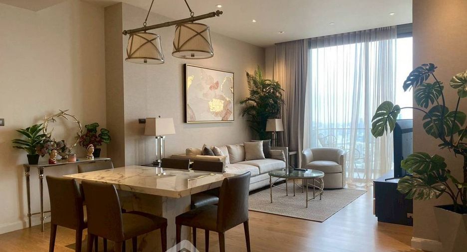 For rent 3 ベッドルーム condo in Khlong San, Bangkok