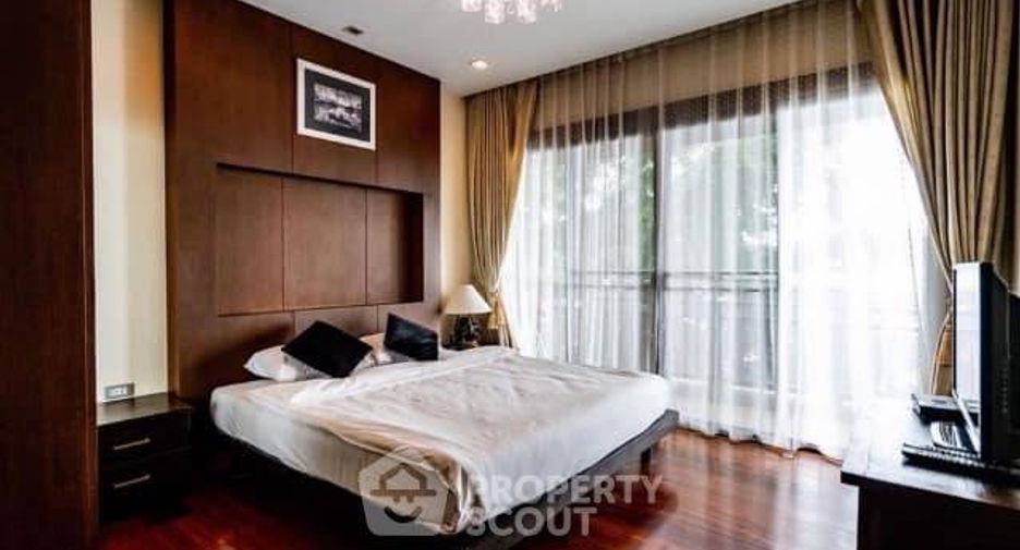 Haus zur Miete mit 5 Zimmer in Bang Lamung, Chonburi