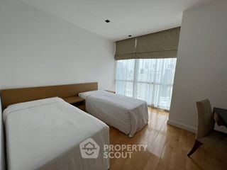 À louer 3 chambres condo à Pathum Wan, Bangkok