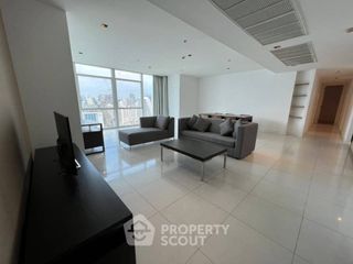 À louer 3 chambres condo à Pathum Wan, Bangkok