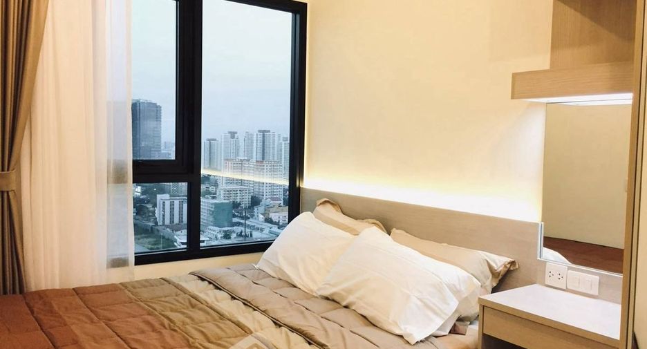 For rent 2 bedrooms condo in Watthana, Bangkok