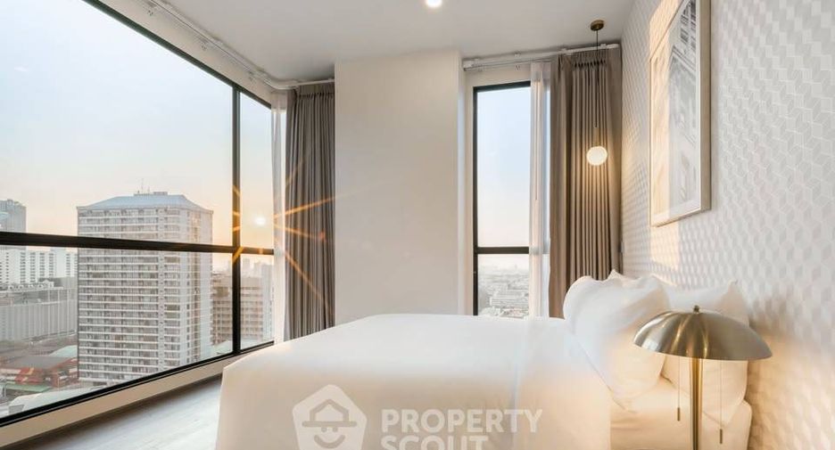 For rent 2 bedrooms condo in Ratchathewi, Bangkok