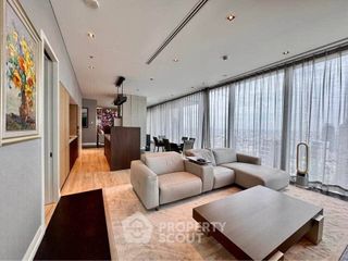 For rent 4 ベッドルーム condo in Sathon, Bangkok
