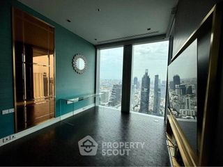 For rent 4 ベッドルーム condo in Sathon, Bangkok