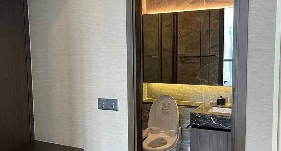 Condo en alquiler de 1 habitaciones en Khlong Toei, Bangkok