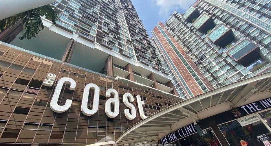For rent 3 bedrooms condo in Bang Na, Bangkok