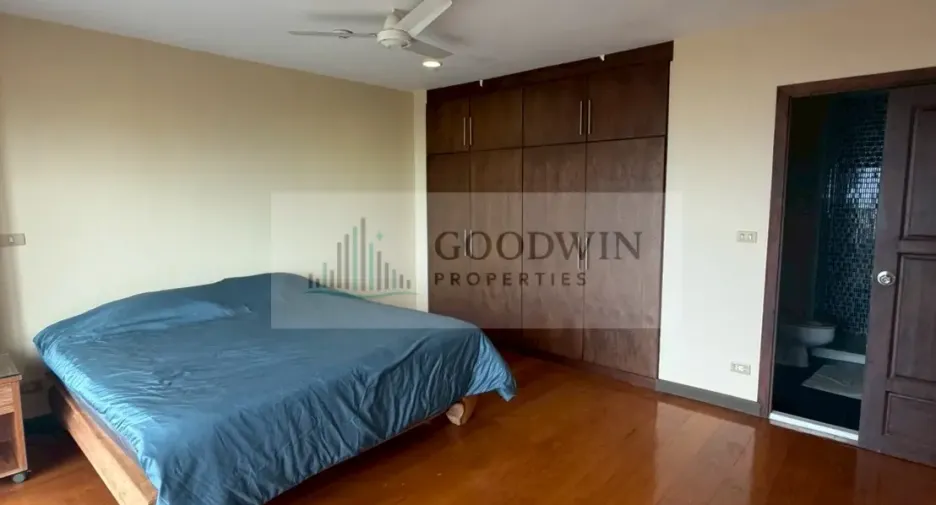 For rent and for sale 3 bedrooms condo in Na Jomtien, Pattaya